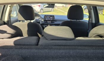 Kompakt Hyundai i30 2023 Benzyna Automatyczna FWD (przód) Szary 5 5 Polska Metalik full