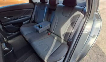 Hyundai Elantra Klimatyzacja, PL Salon, Czujniki parkowania, 2 komplety opon VII (2021-) full