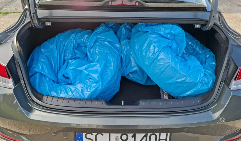 Hyundai Elantra Klimatyzacja, PL Salon, Czujniki parkowania, 2 komplety opon VII (2021-) full