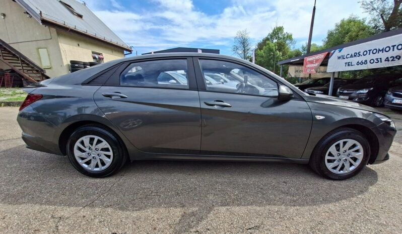 Hyundai Elantra Klimatyzacja, PL Salon, Czujniki parkowania, 2 komplety opon VII (2021-) full