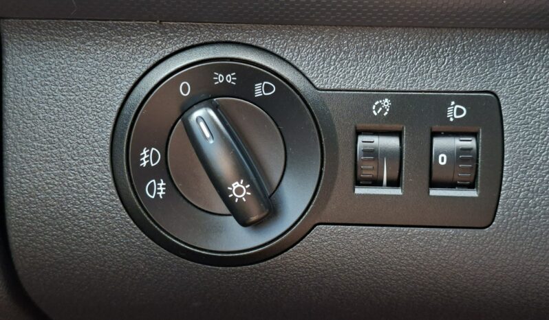 Volkswagen Caddy 4×4, Automat DSG, Klimatronic 2-stref, Alcantara, Hak, Nawigacja III (2004-) full