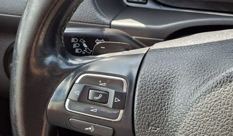 Volkswagen Caddy 4×4, Automat DSG, Klimatronic 2-stref, Alcantara, Hak, Nawigacja III (2004-) full