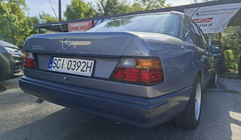 Mercedes E 200 Elektryczne szyby, Elektryczne lusterka, Skrzynia manualna W124 (1984-1997) full