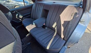 Mercedes E 200 Elektryczne szyby, Elektryczne lusterka, Skrzynia manualna W124 (1984-1997) full