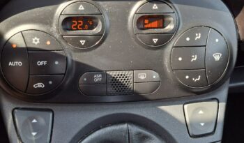 Fiat 500 Klimatronic 2-stref, Elektryczne szyby, Elektryczne lusterka I (2007-) full