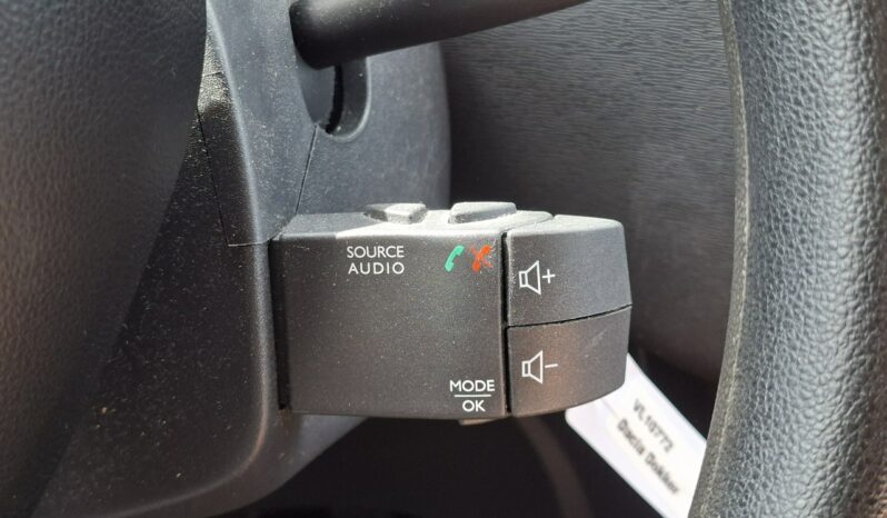 Dacia Dokker Klimatyzacja, Wahadło, Hak holowniczy, Ele szyby, Bluetooth full