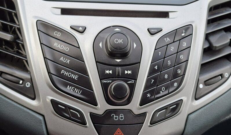 Ford Fiesta Klimatyzacja, Bluetooth, AUX, Ele szyby, Ele lusterka, PDC 2x Mk7 (2008-) full