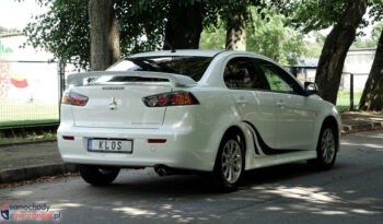. Kamera .. Klimatronik .. Grzane fotele .. Bi-Xenon z doświetlaniem . full