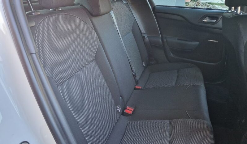 DS Automobiles DS 4 full