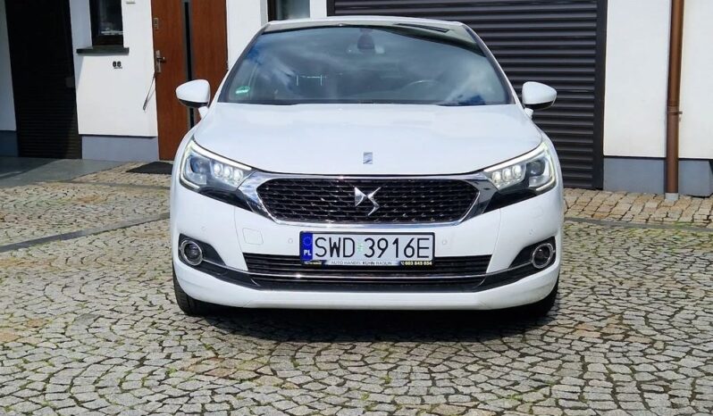 DS Automobiles DS 4 full