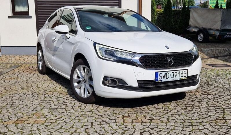 DS Automobiles DS 4 full