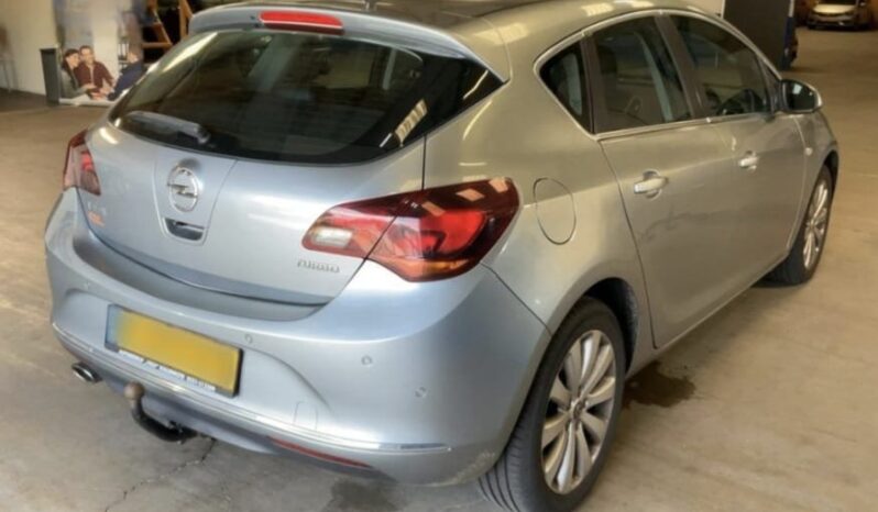 Opel Astra 1.4 Turbo 2014r full