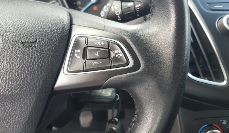 Piękny FORD FOCUS 1.0 turbo 125KM przeb 111tyś SERWIS 1ROK GWARANCJI full
