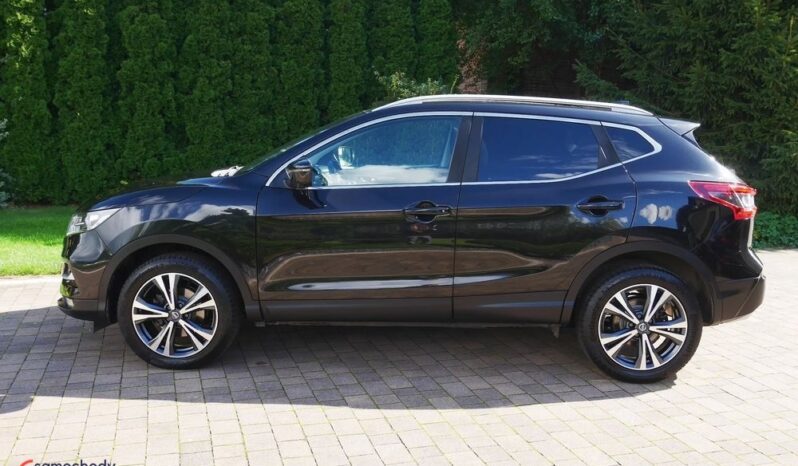 Nissan Qashqai full