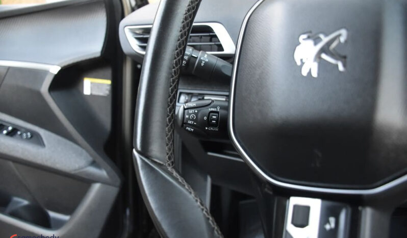 Peugeot 3008 BlueHDi 130 Stop & Start Allure full