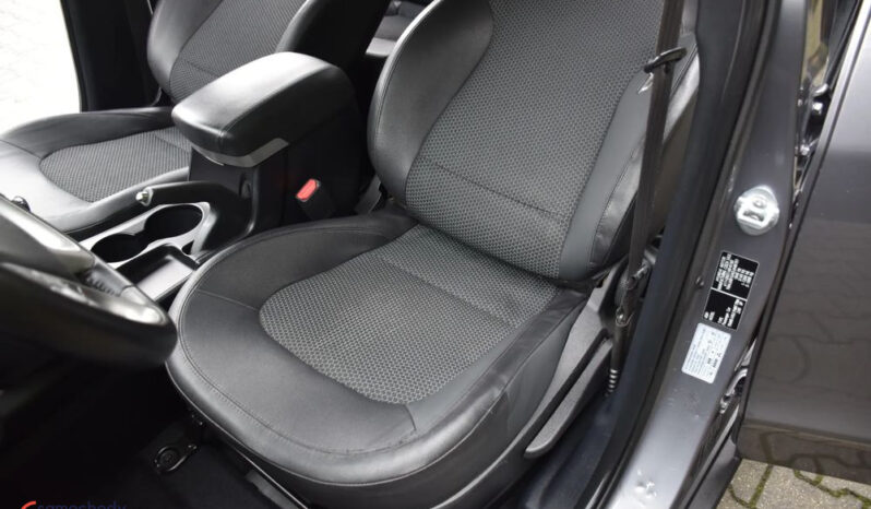 Hyundai ix35 1.7 CRDi Style 2WD full