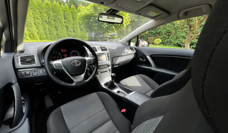 Toyota Avensis 1.8 Business Edition full