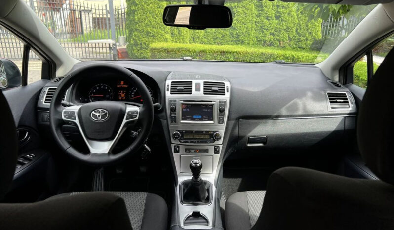 Toyota Avensis 1.8 Business Edition full