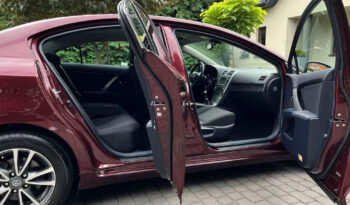 Toyota Avensis 1.8 Business Edition full