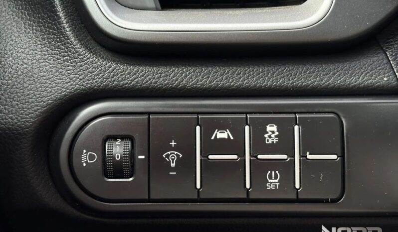 Kia XCeed 1.5 T-GDI M DCT full
