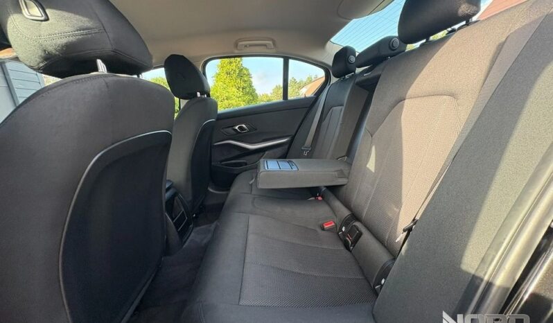 BMW Seria 3 320d mHEV full