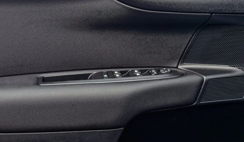 Citroën C4 PureTech 130 Stop & Start EAT6 Shine full