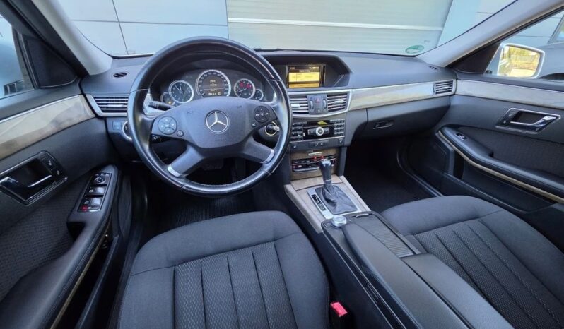 Mercedes-Benz Klasa E 200 CGI BlueEFFICIENCY Automatik Elegance full