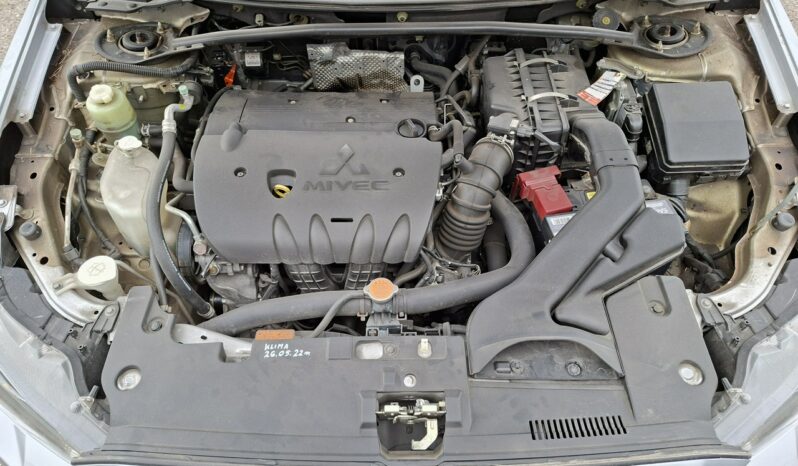 Mitsubishi Lancer Klimatronic, Podgrzewane fotele, Hak holowniczy, Czujniki parkowania IX (2007-2016) full