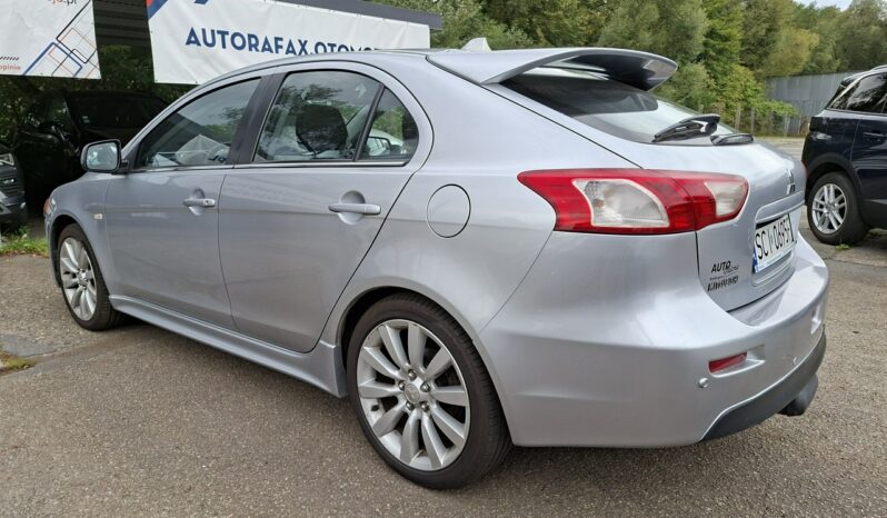 Mitsubishi Lancer Klimatronic, Podgrzewane fotele, Hak holowniczy, Czujniki parkowania IX (2007-2016) full