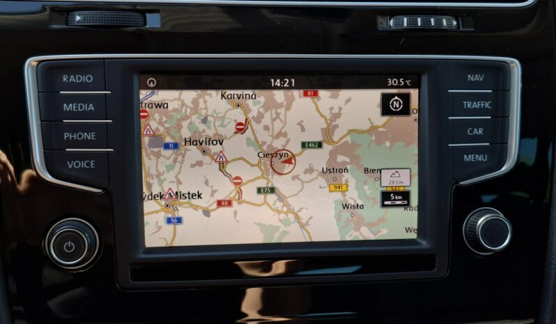 Volkswagen Golf Klimatronic 2-stref, Podgrzewane fotele, Nawigacja, PDC 2x, 2 kpl. kół VII (2012-) full