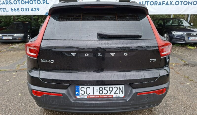 Volvo XC 40 Klimatronic, Nawigacja, CarPlay/AndroidAuto, PDC full