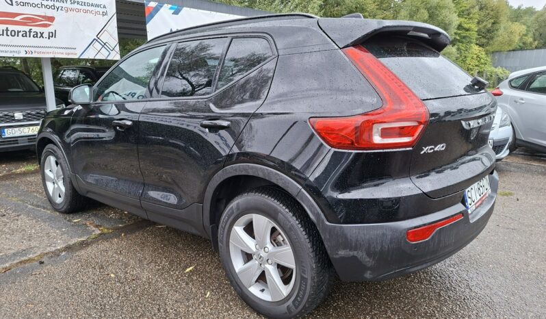 Volvo XC 40 Klimatronic, Nawigacja, CarPlay/AndroidAuto, PDC full