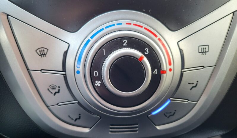 Hyundai ix20 1.4 D Bardzo Małe Spalanie Mały Przebieg 144 Tys km Zapraszamy !!! full