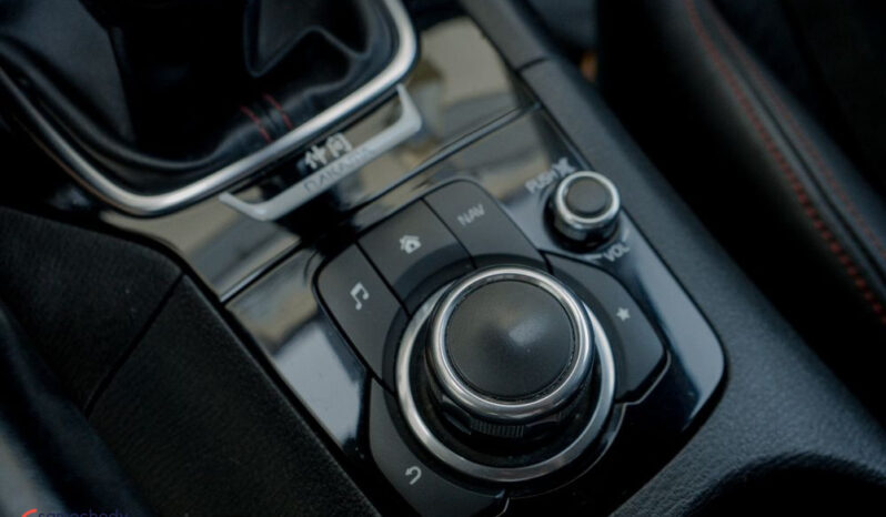 Mazda 3 SKYACTIV-G 120 NAKAMA full