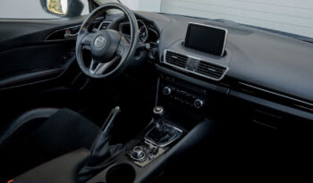 Mazda 3 SKYACTIV-G 120 NAKAMA full