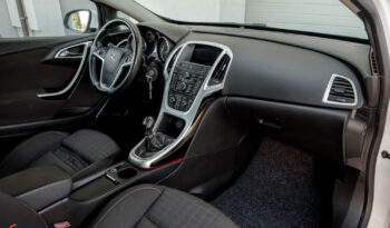 Opel Astra 1.6 Turbo Sport full