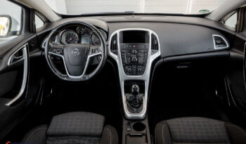 Opel Astra 1.6 Turbo Sport full