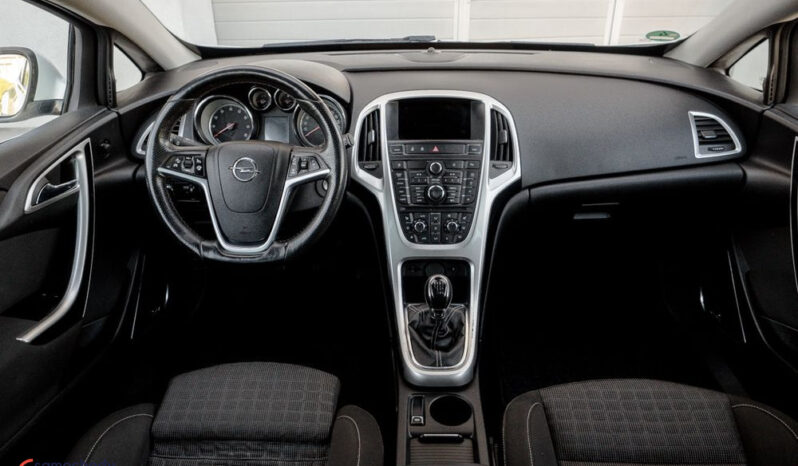 Opel Astra 1.6 Turbo Sport full