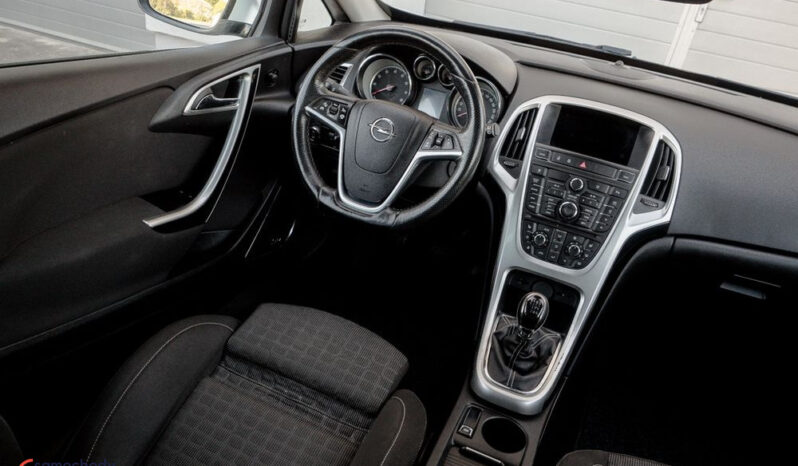 Opel Astra 1.6 Turbo Sport full