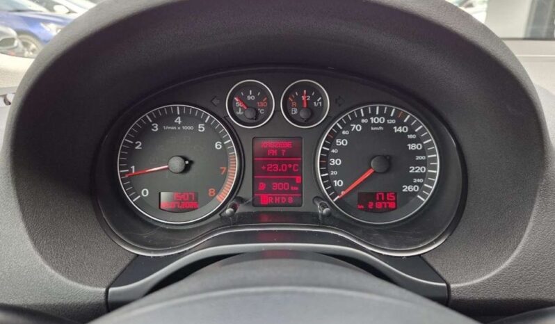 Audi A3 Sportback full