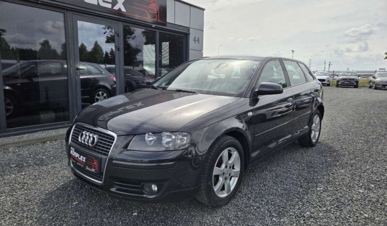 Audi A3 Sportback full
