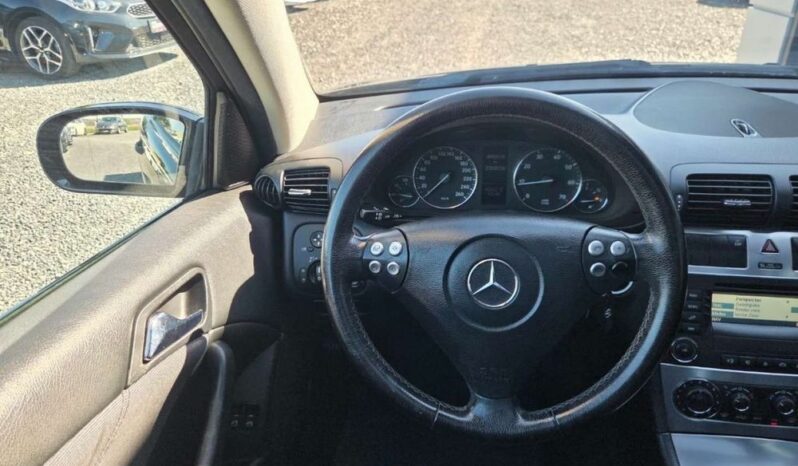 Mercedes-Benz Klasa C full