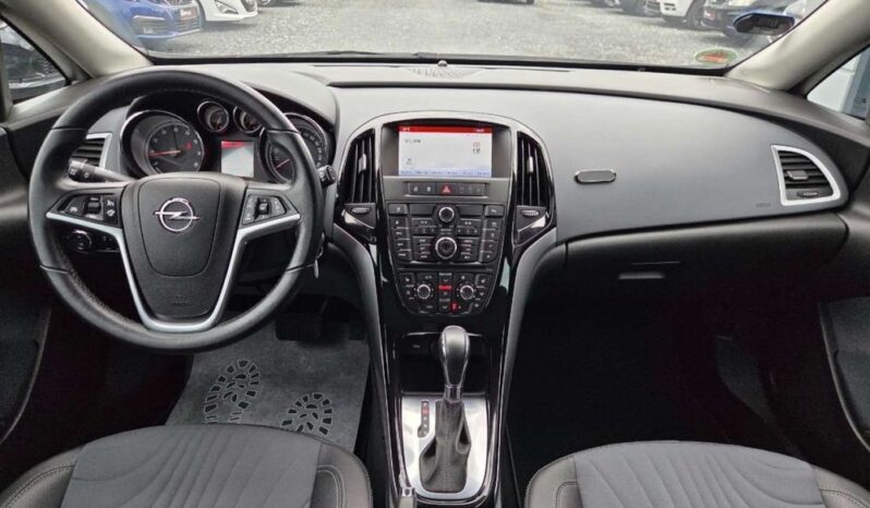 Opel Astra full