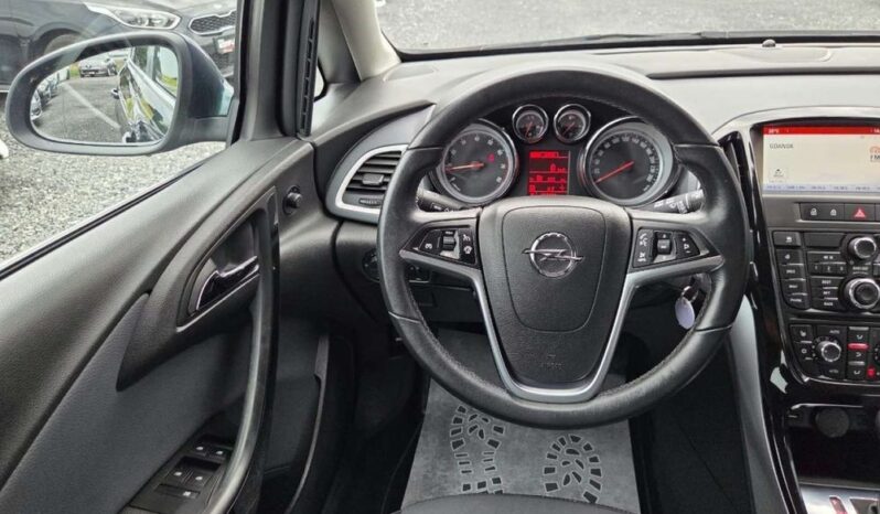 Opel Astra full