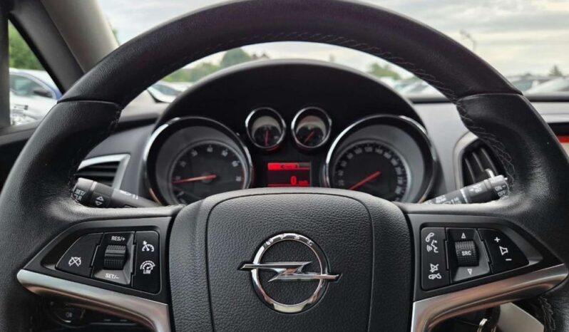 Opel Astra full