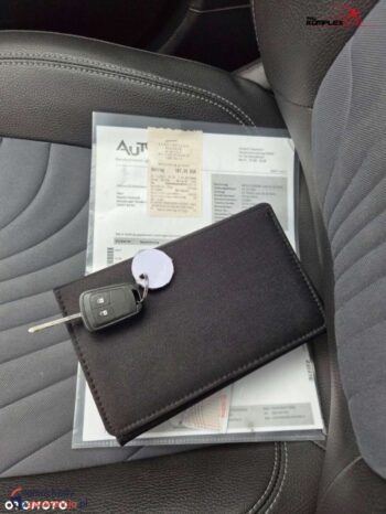 Opel Astra full