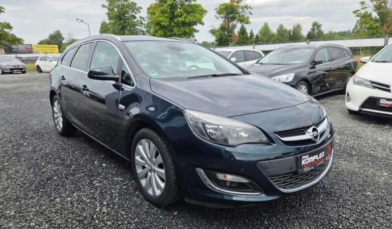 Opel Astra full