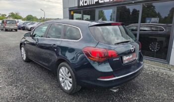 Opel Astra full