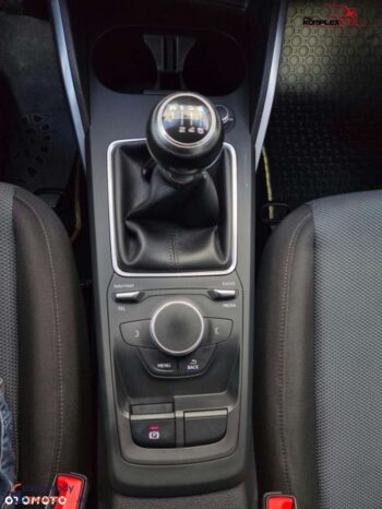 Audi Q2 full