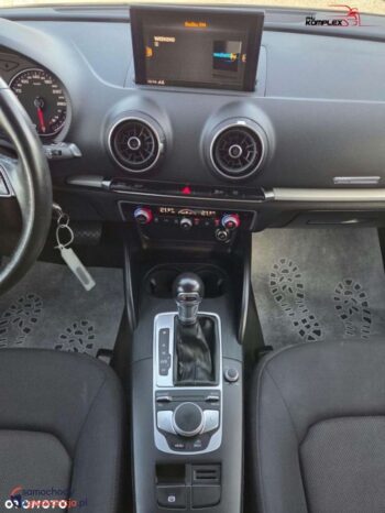 Audi A3 Sportback full